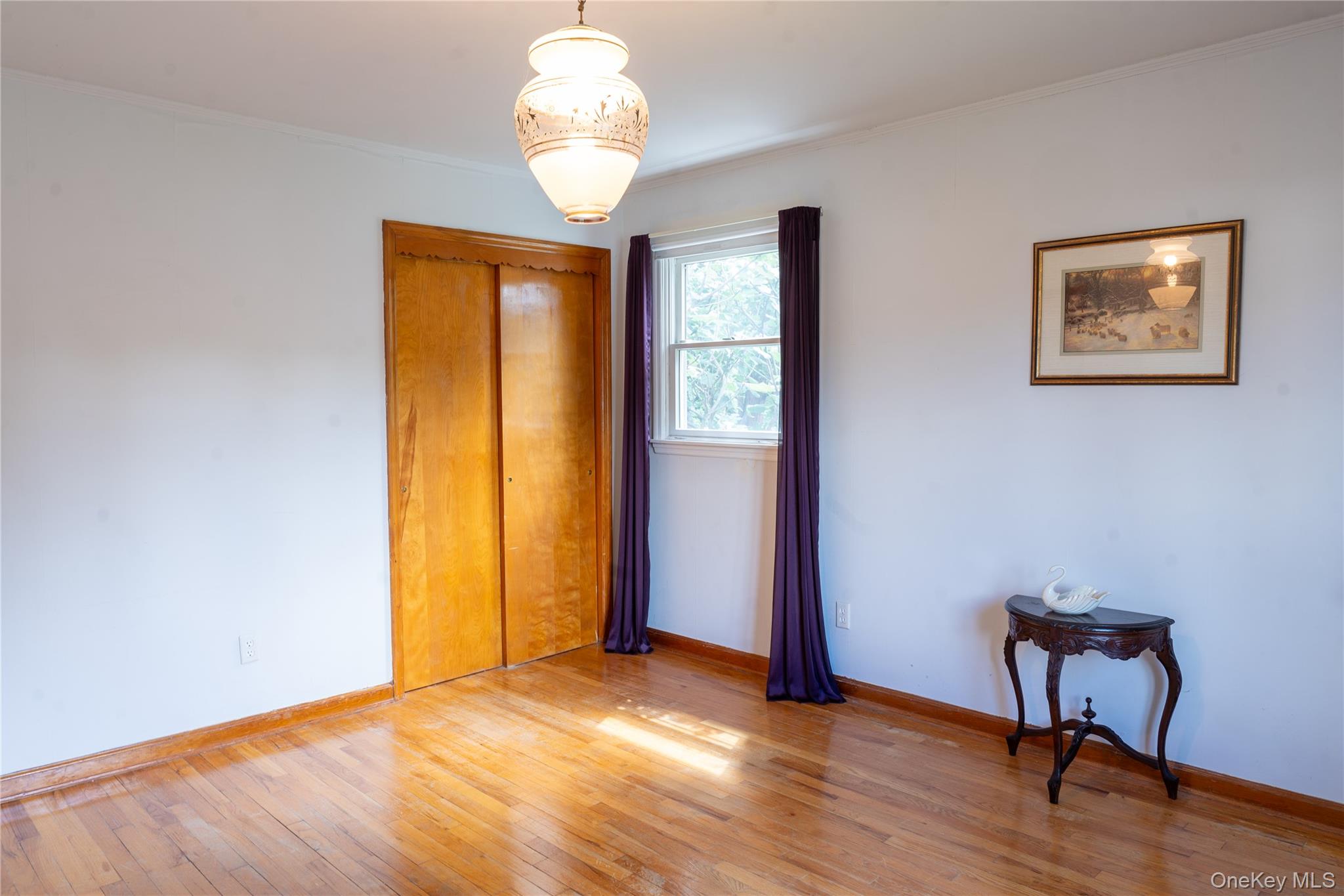 127 Suffolk Avenue Property Photo 15