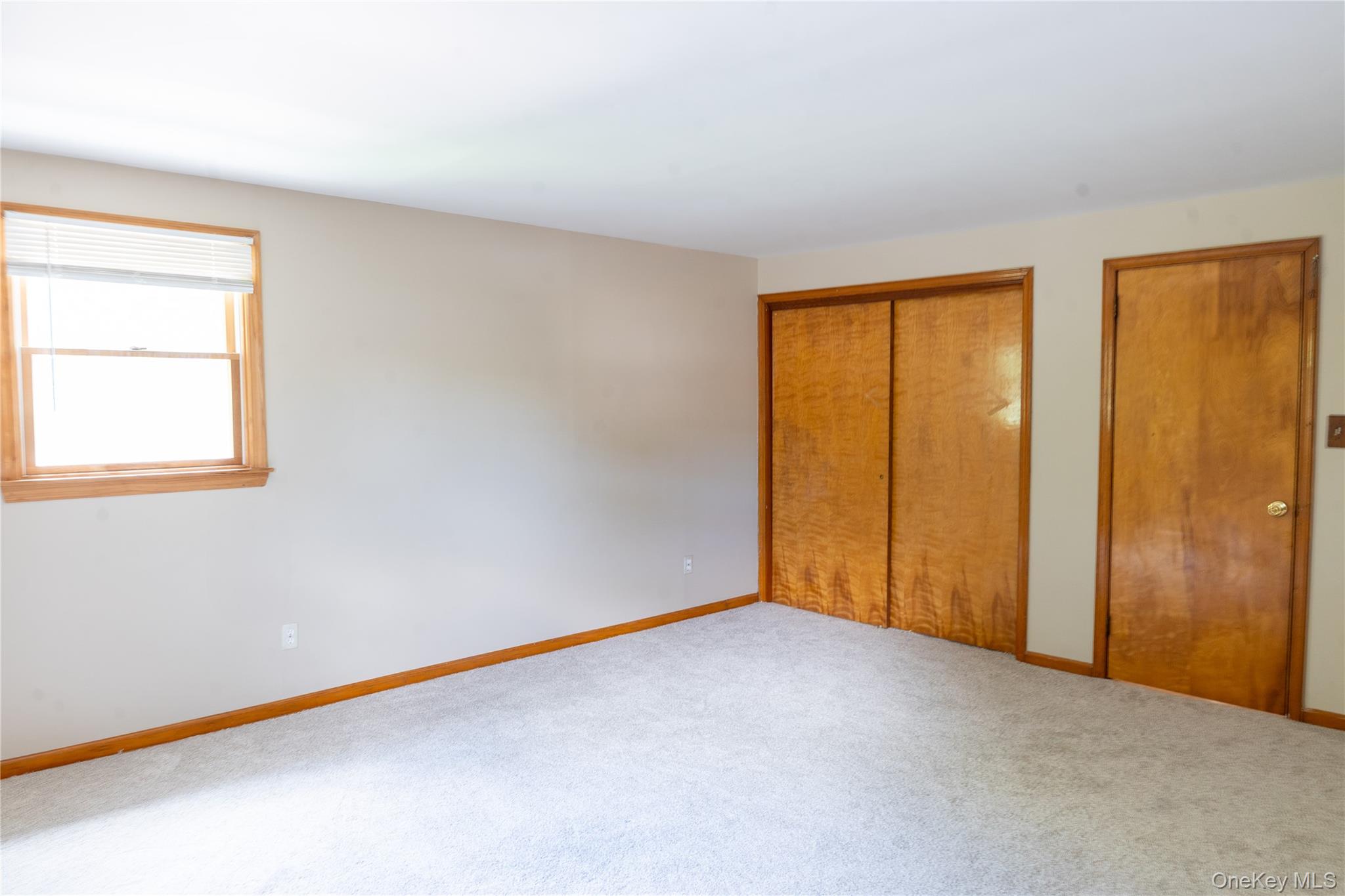 127 Suffolk Avenue Property Photo 19
