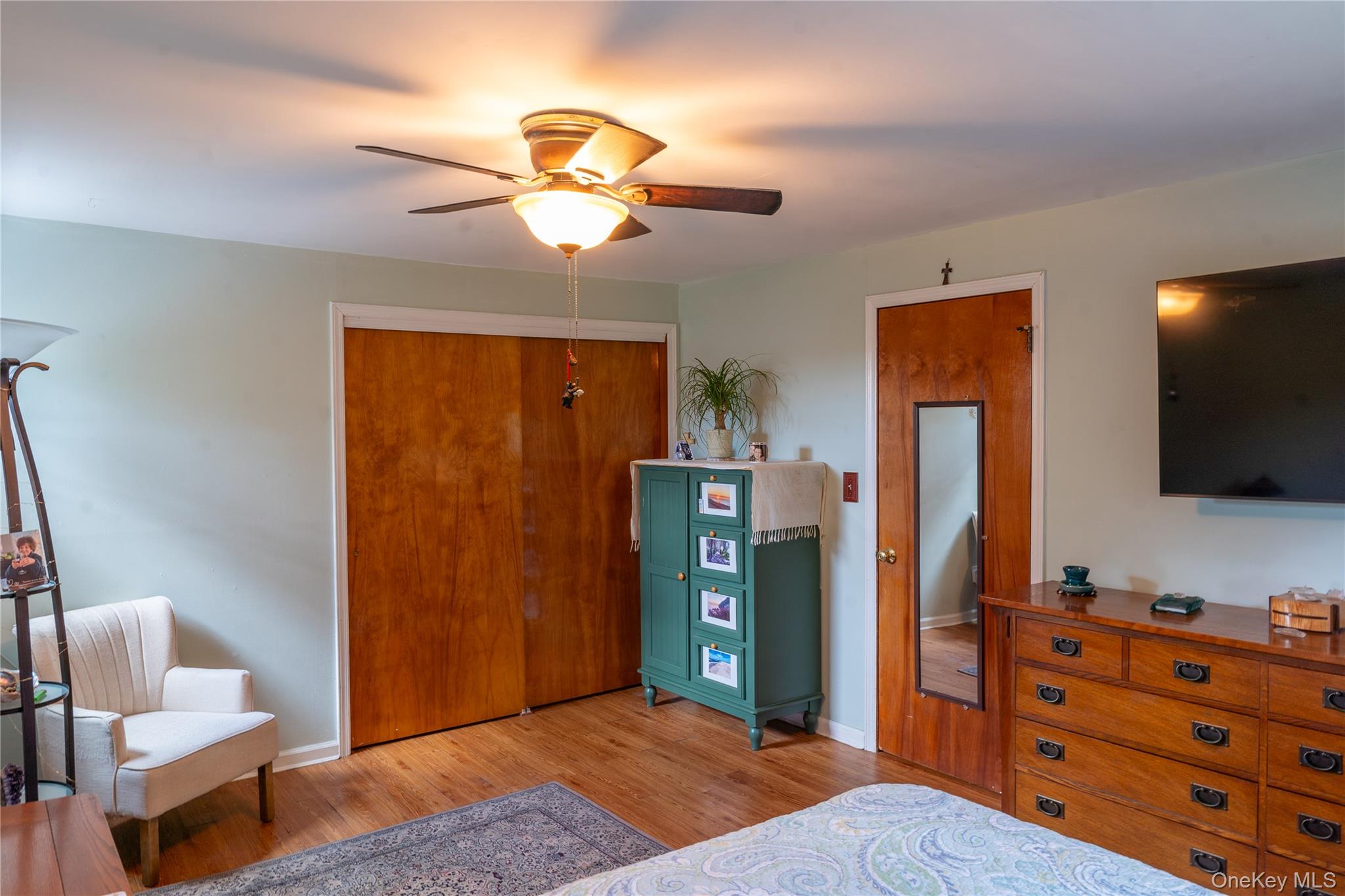 127 Suffolk Avenue Property Photo 22