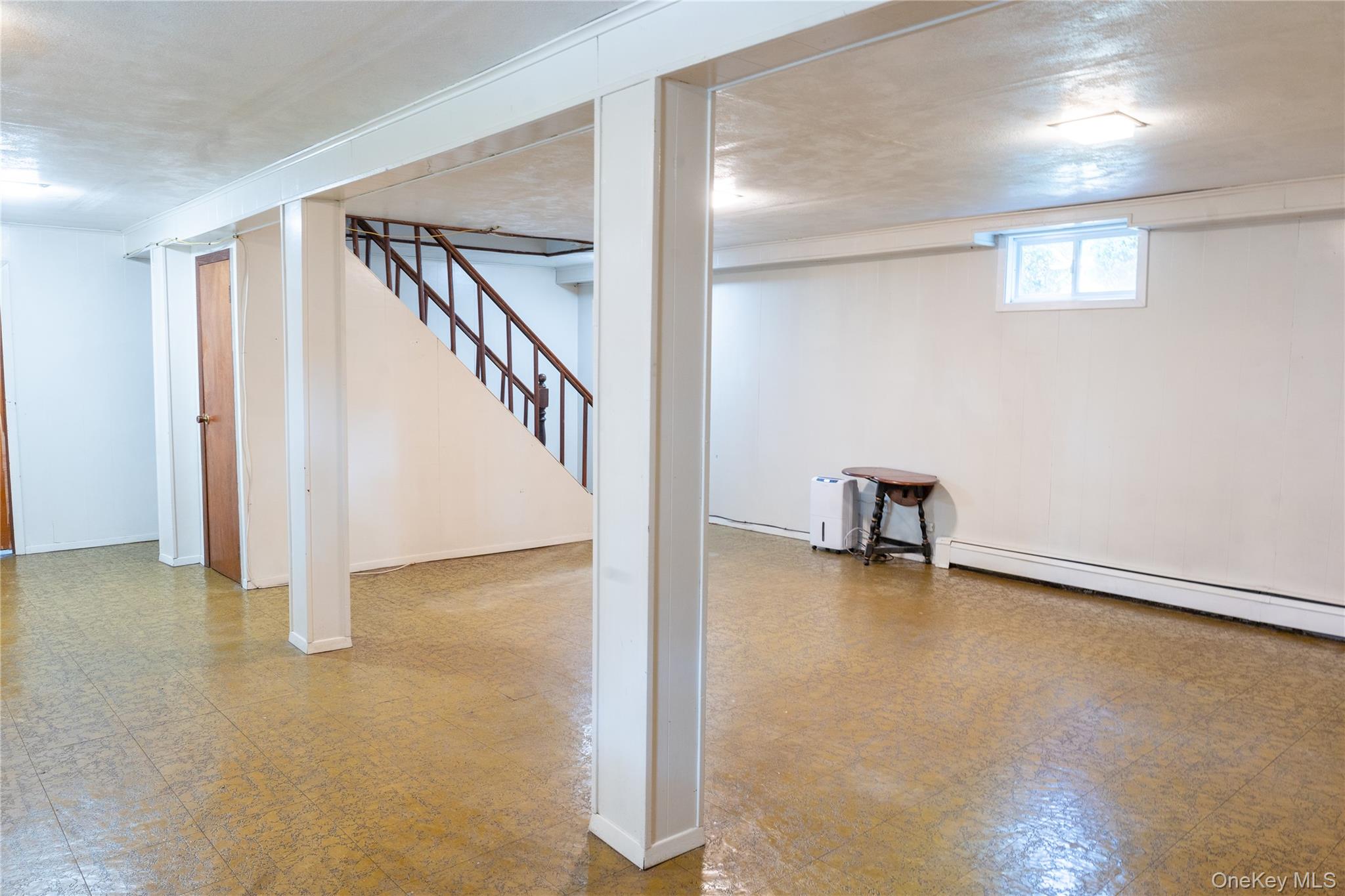 127 Suffolk Avenue Property Photo 24