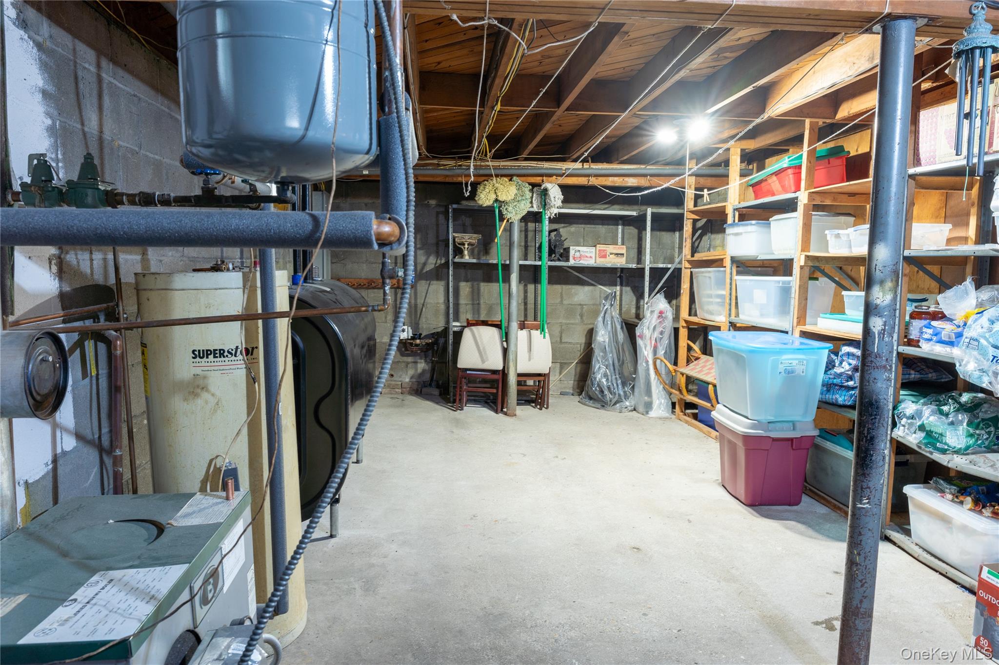 127 Suffolk Avenue Property Photo 26