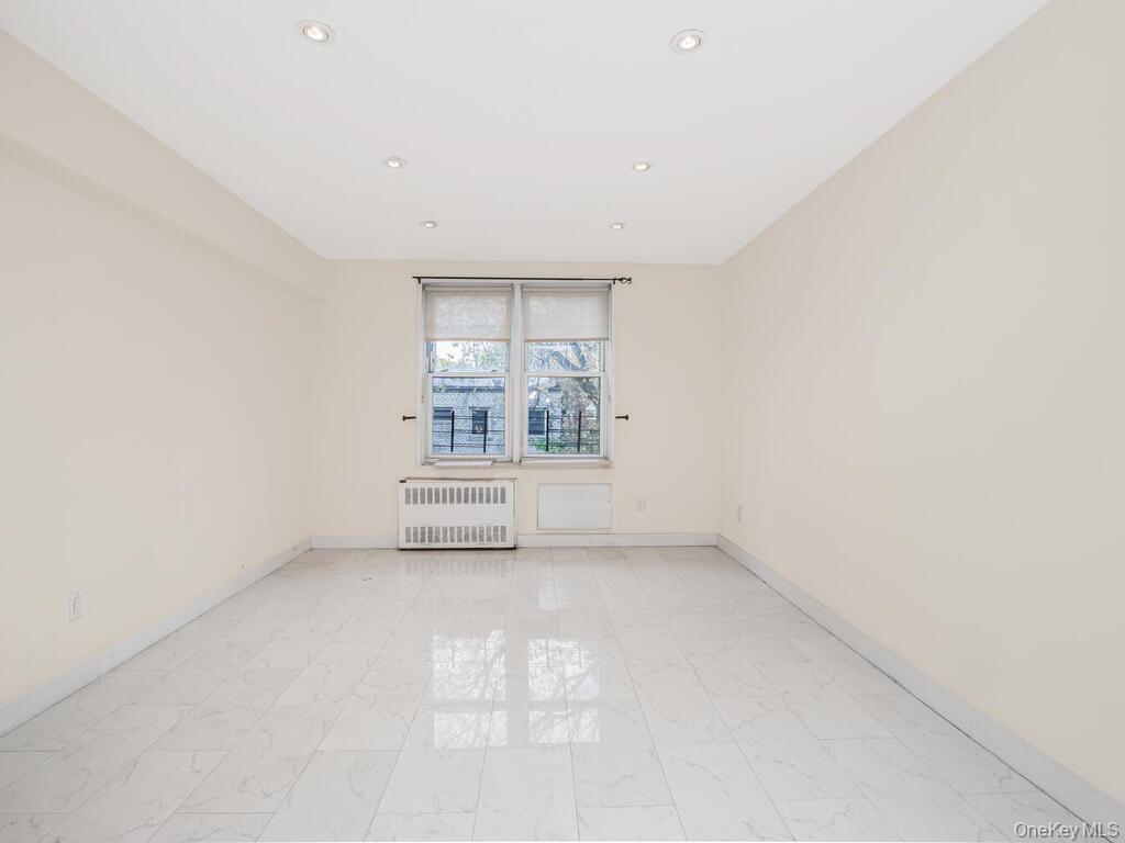 6535 Broadway 2e Property Photo 10