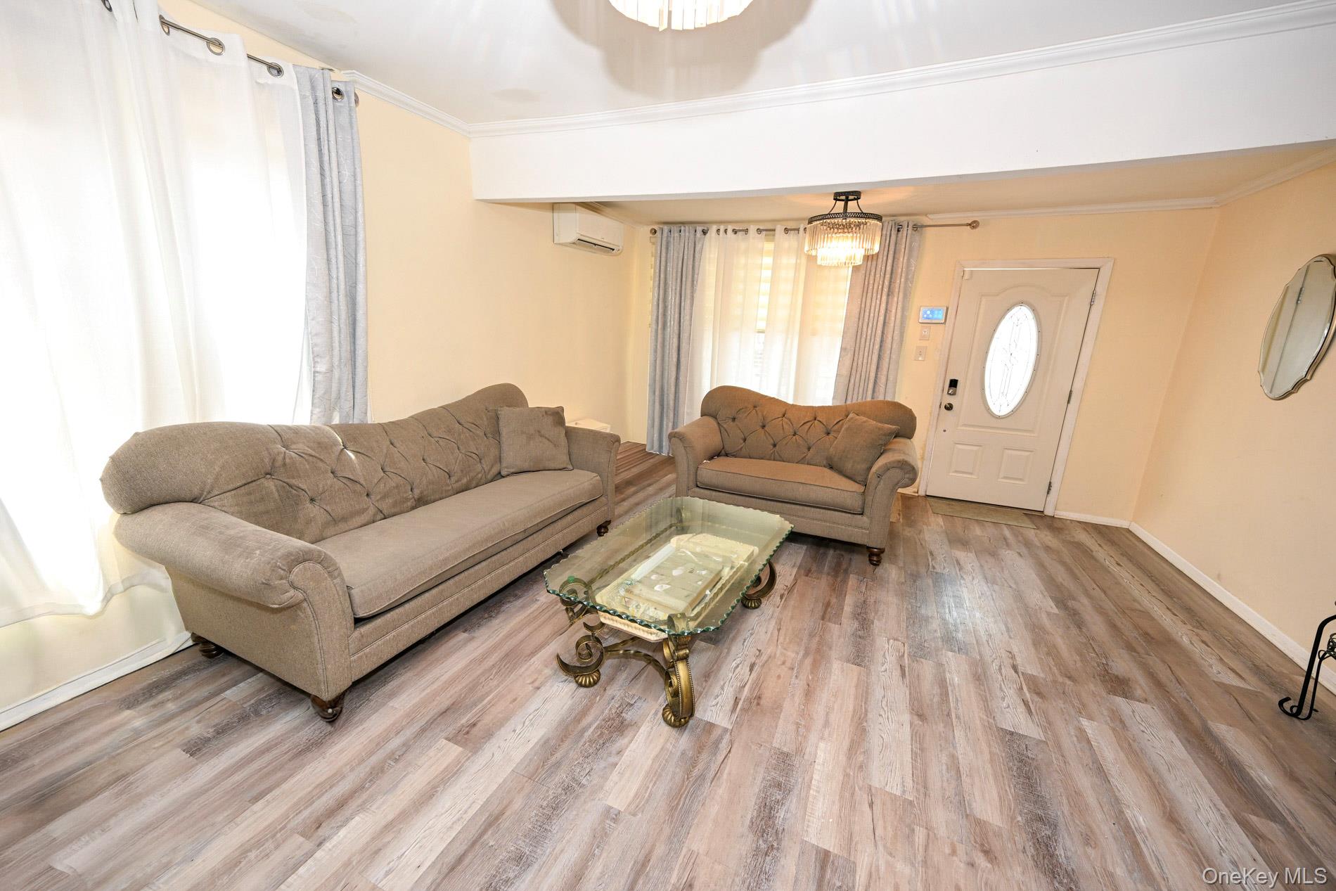 11537 114th Place Property Photo 3