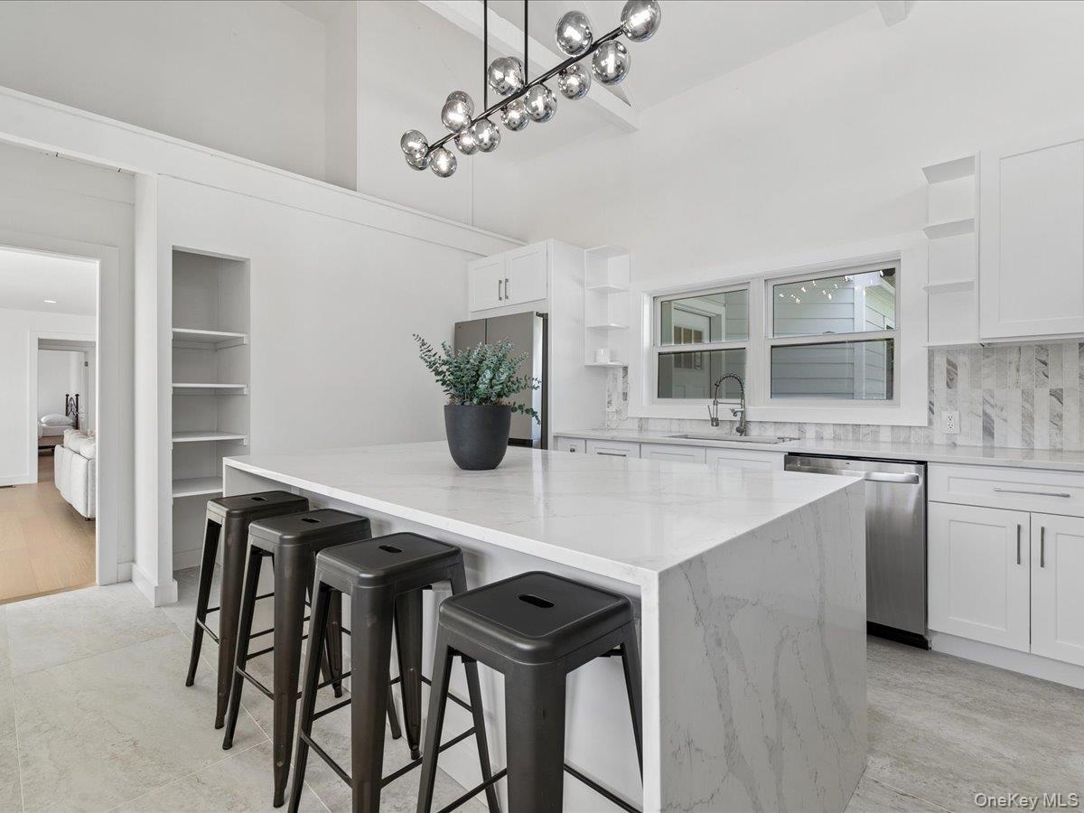 1579 N Sea Road Property Photo 18