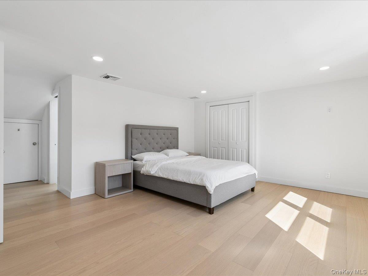 1579 N Sea Road Property Photo 23