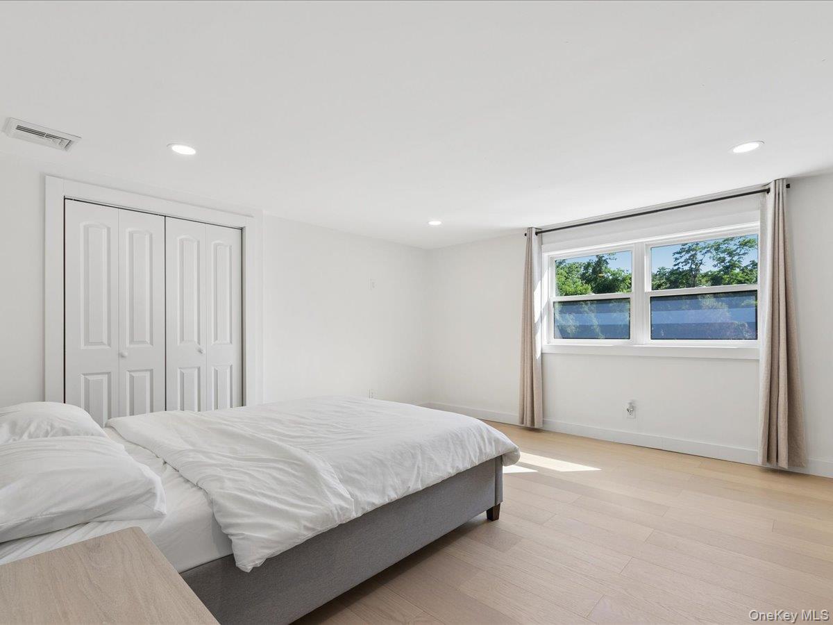 1579 N Sea Road Property Photo 24
