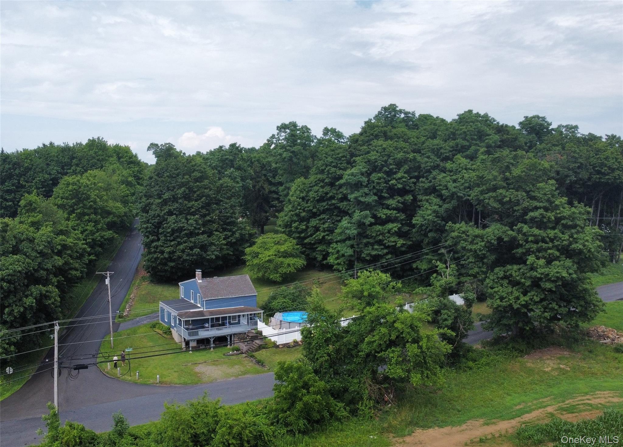 319 Blue Hill Road Property Photo 1