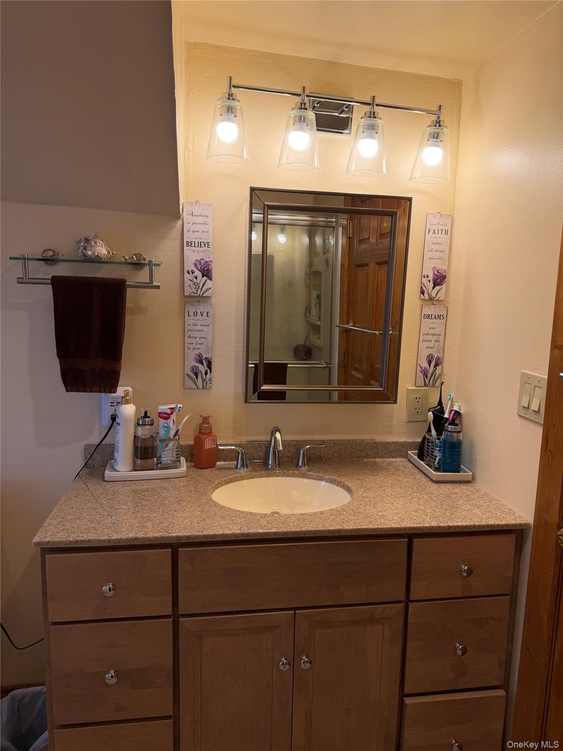 319 Blue Hill Road Property Photo 18