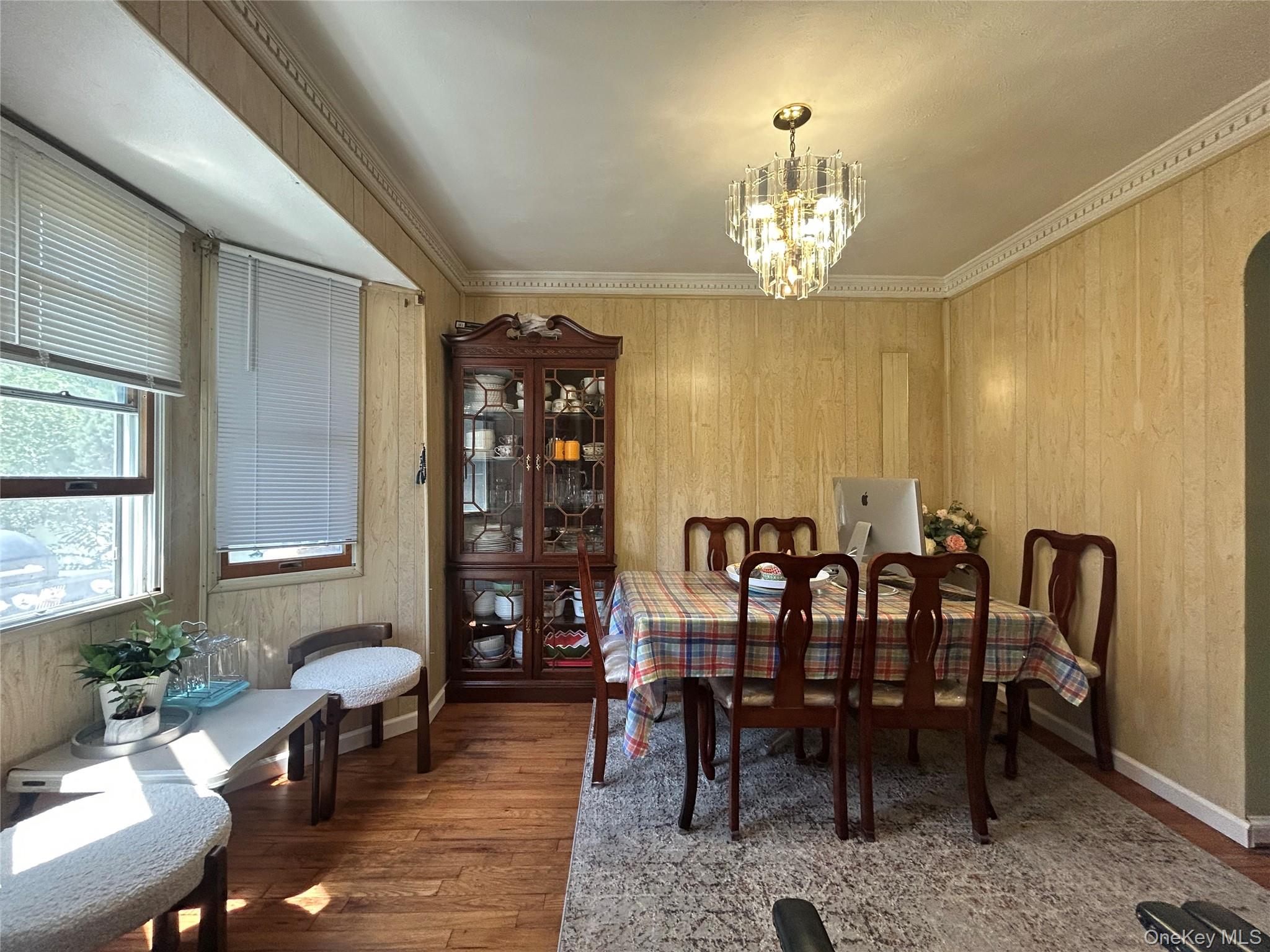 92 Melvin Avenue Property Photo 8