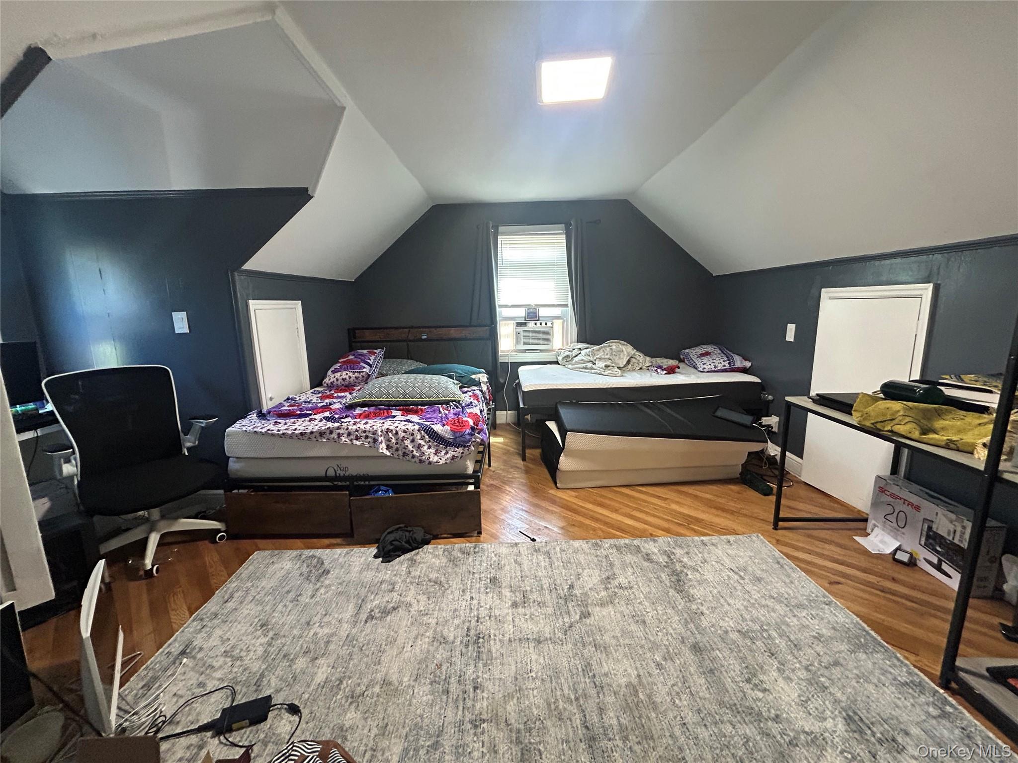 92 Melvin Avenue Property Photo 15