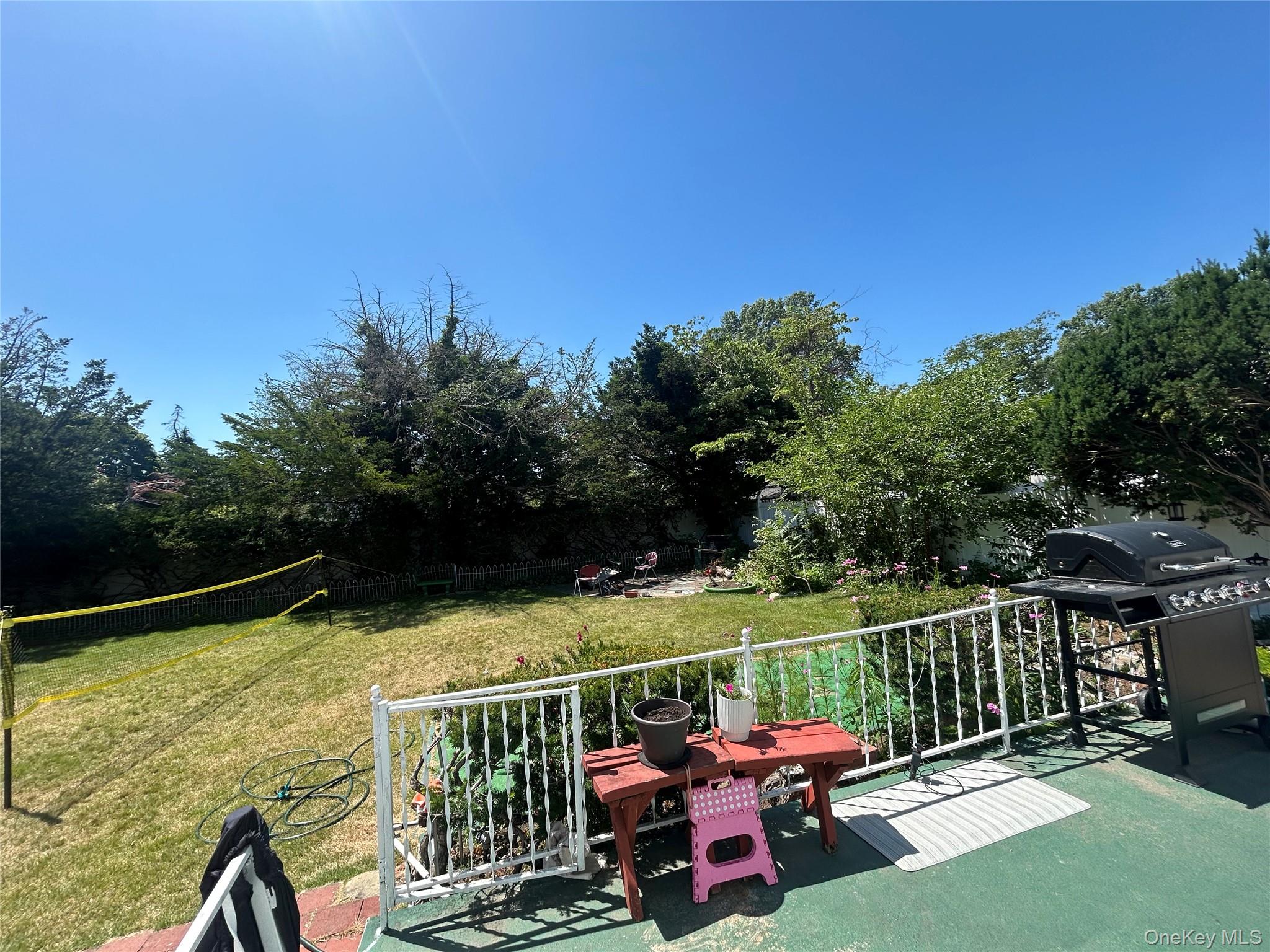 92 Melvin Avenue Property Photo 23