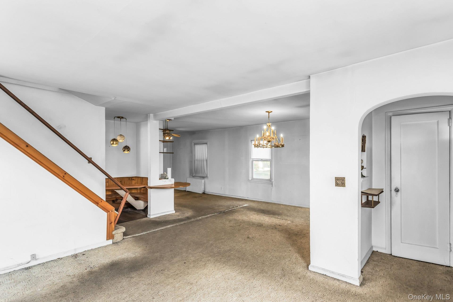 1915 Stewart Avenue Property Photo 3