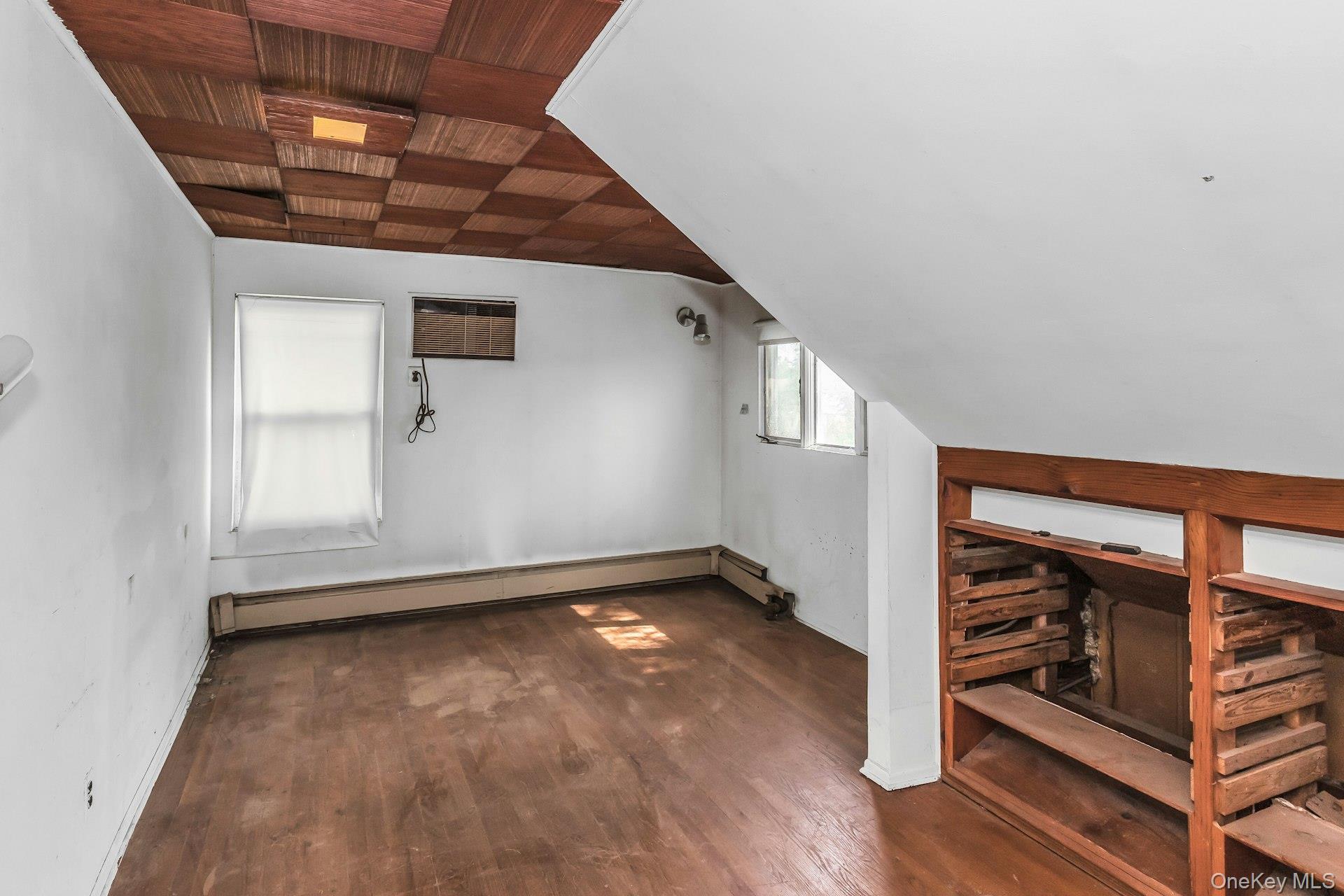 1915 Stewart Avenue Property Photo 14
