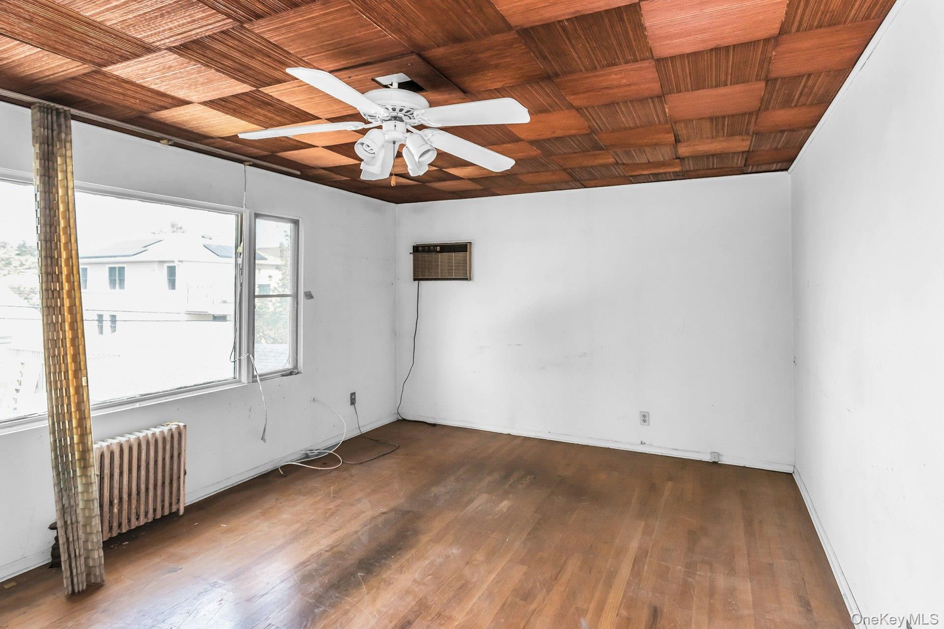 1915 Stewart Avenue Property Photo 16