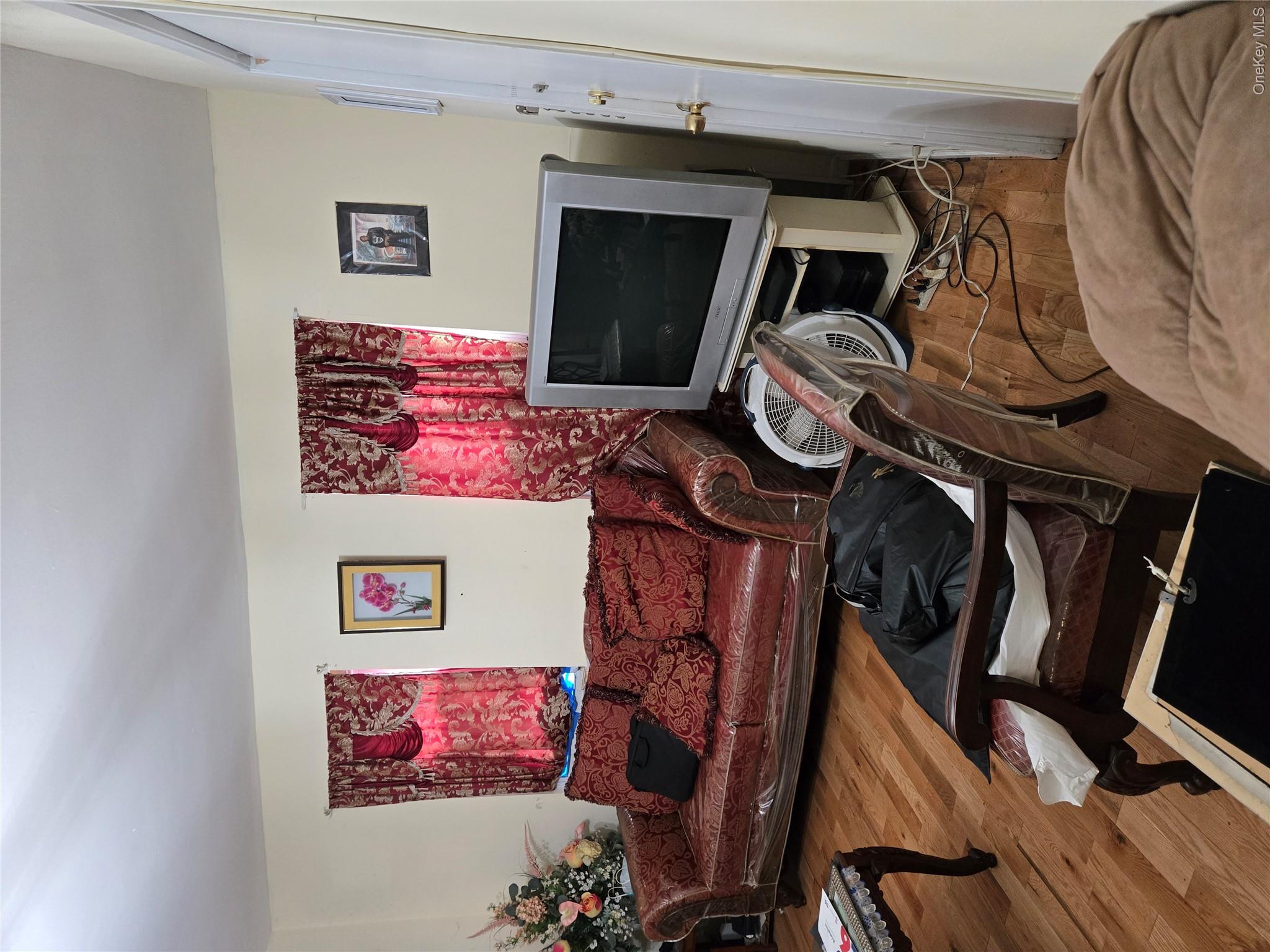 13817 102nd Avenue Property Photo 9