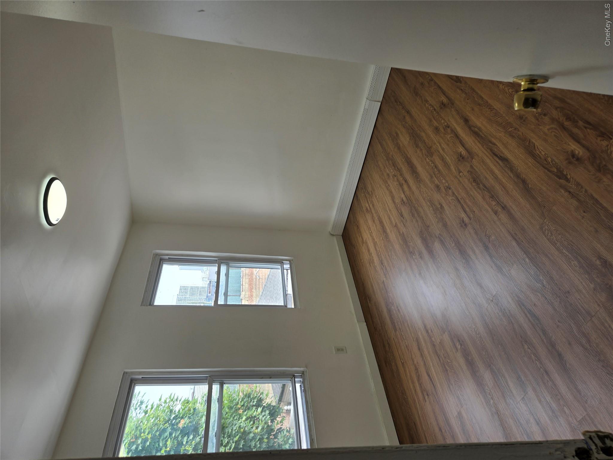 13817 102nd Avenue Property Photo 15