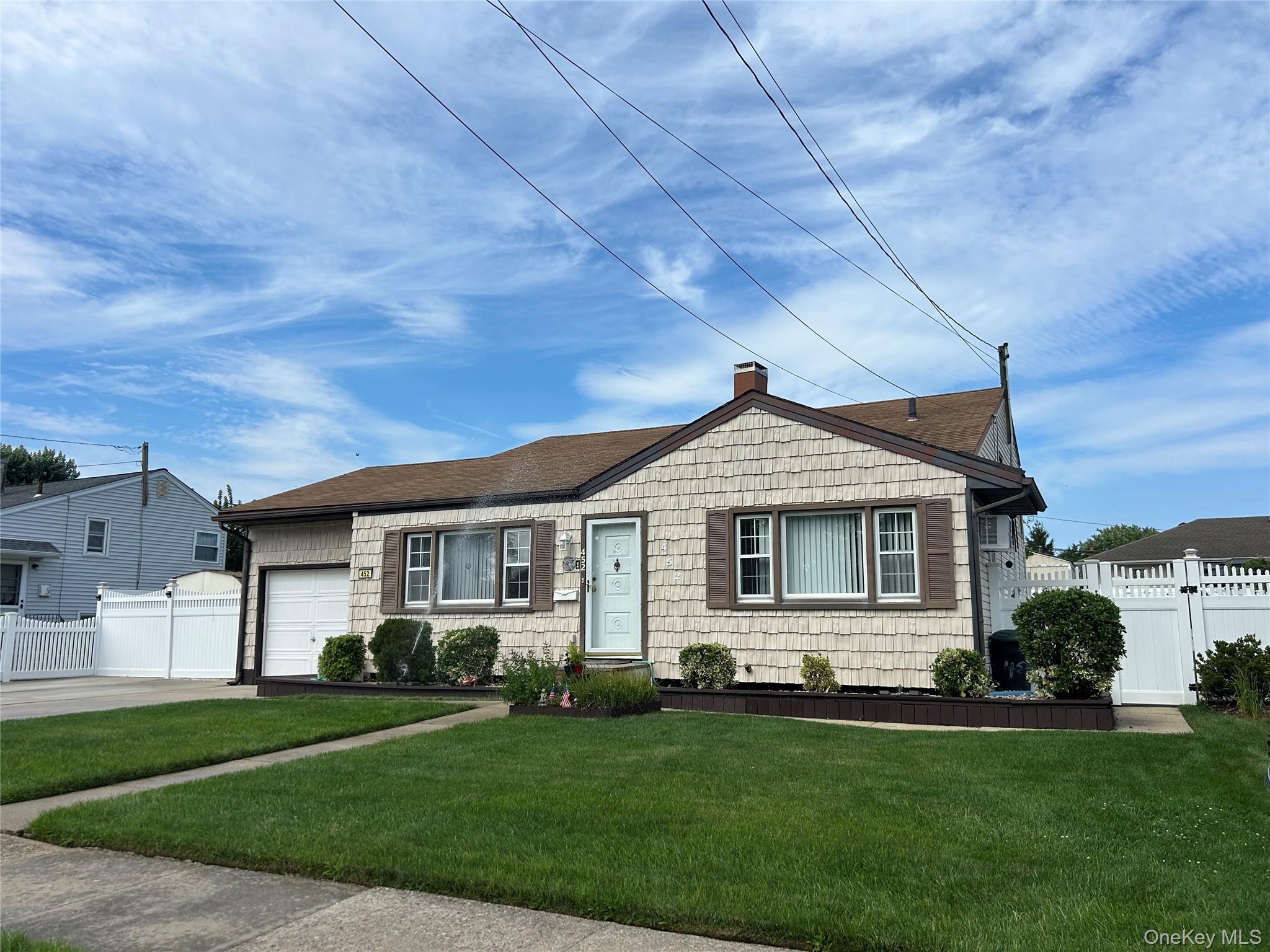 452 N Monroe Avenue Property Photo 1