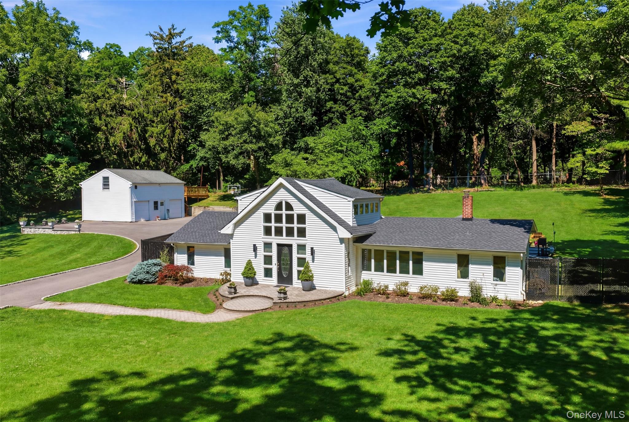 355 Bread And Cheese Hollow Road Property Photo 1