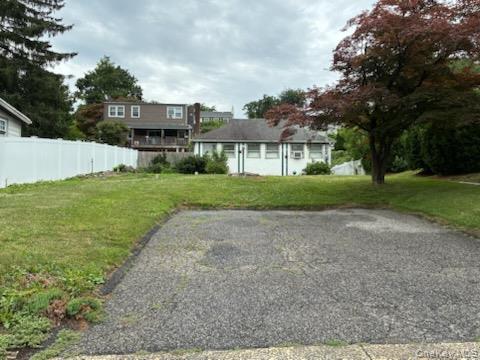 38 S Hillside Avenue Property Photo 2