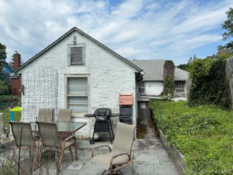 38 S Hillside Avenue Property Photo 6
