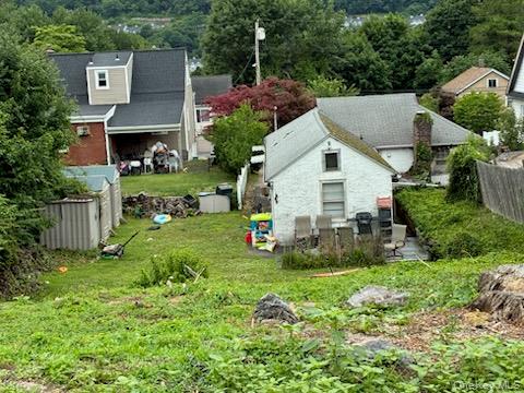 38 S Hillside Avenue Property Photo 9