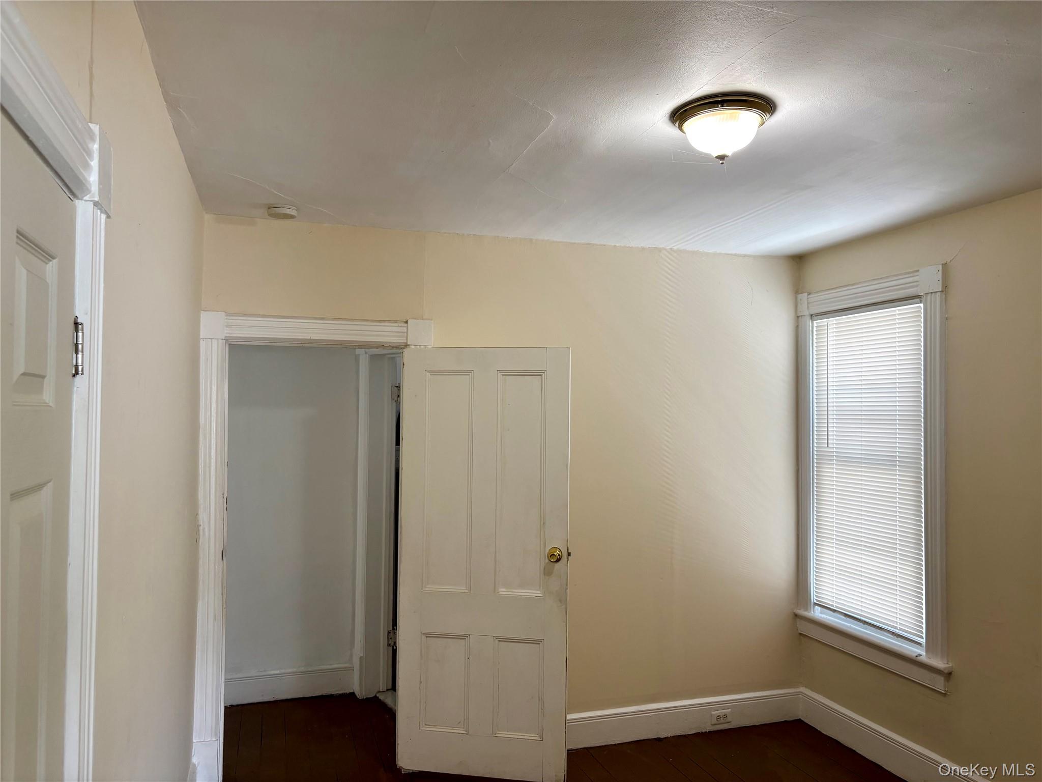 137 N Clinton Street Property Photo 24