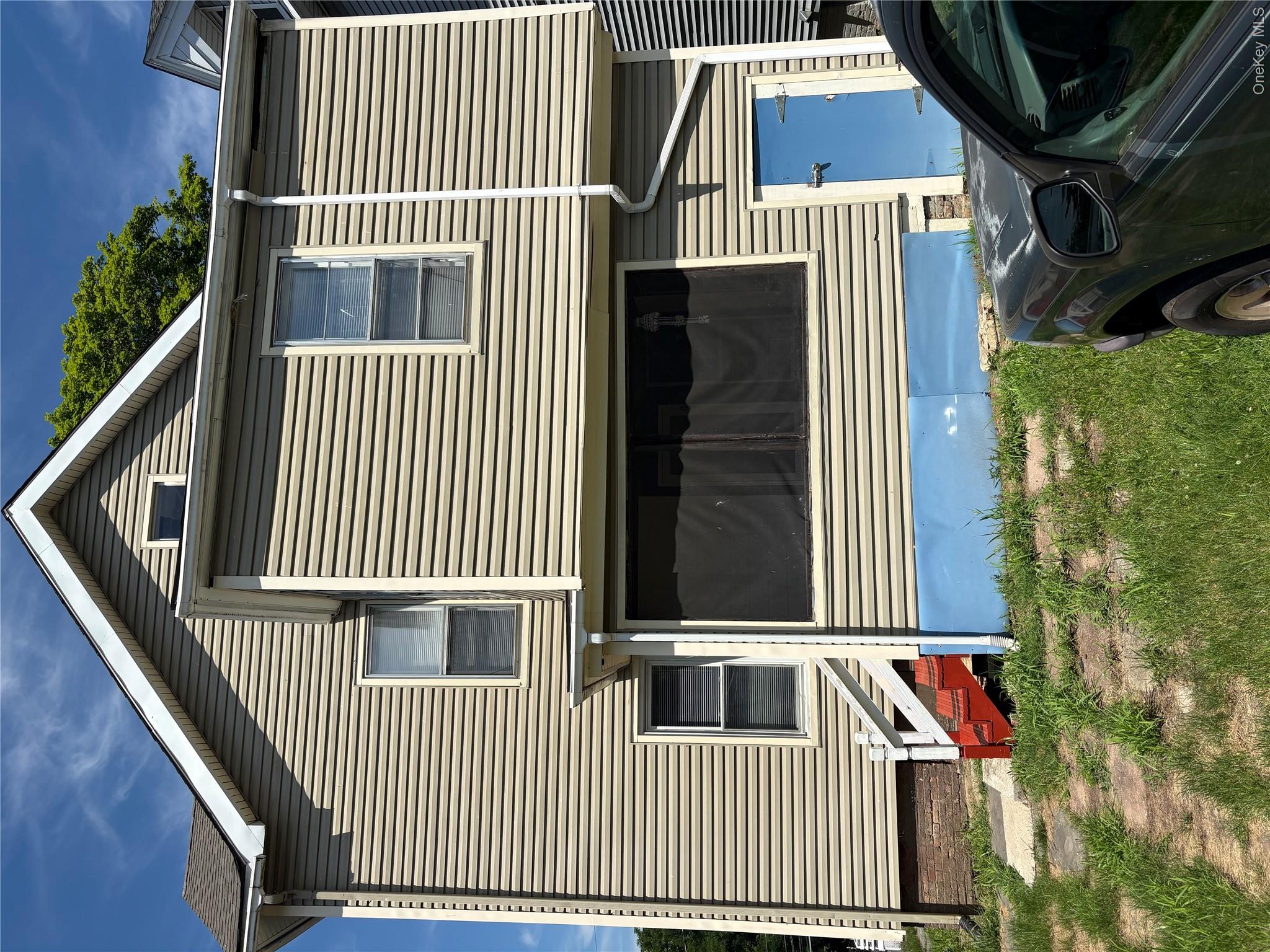 137 N Clinton Street Property Photo 29