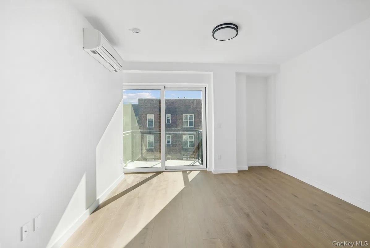 618 Avenue H 7g Property Photo 3