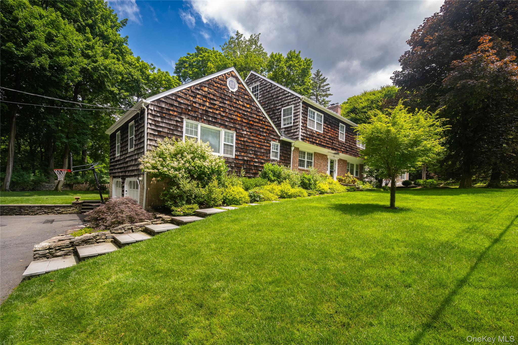 15 Laurel Hill Road Property Photo 1