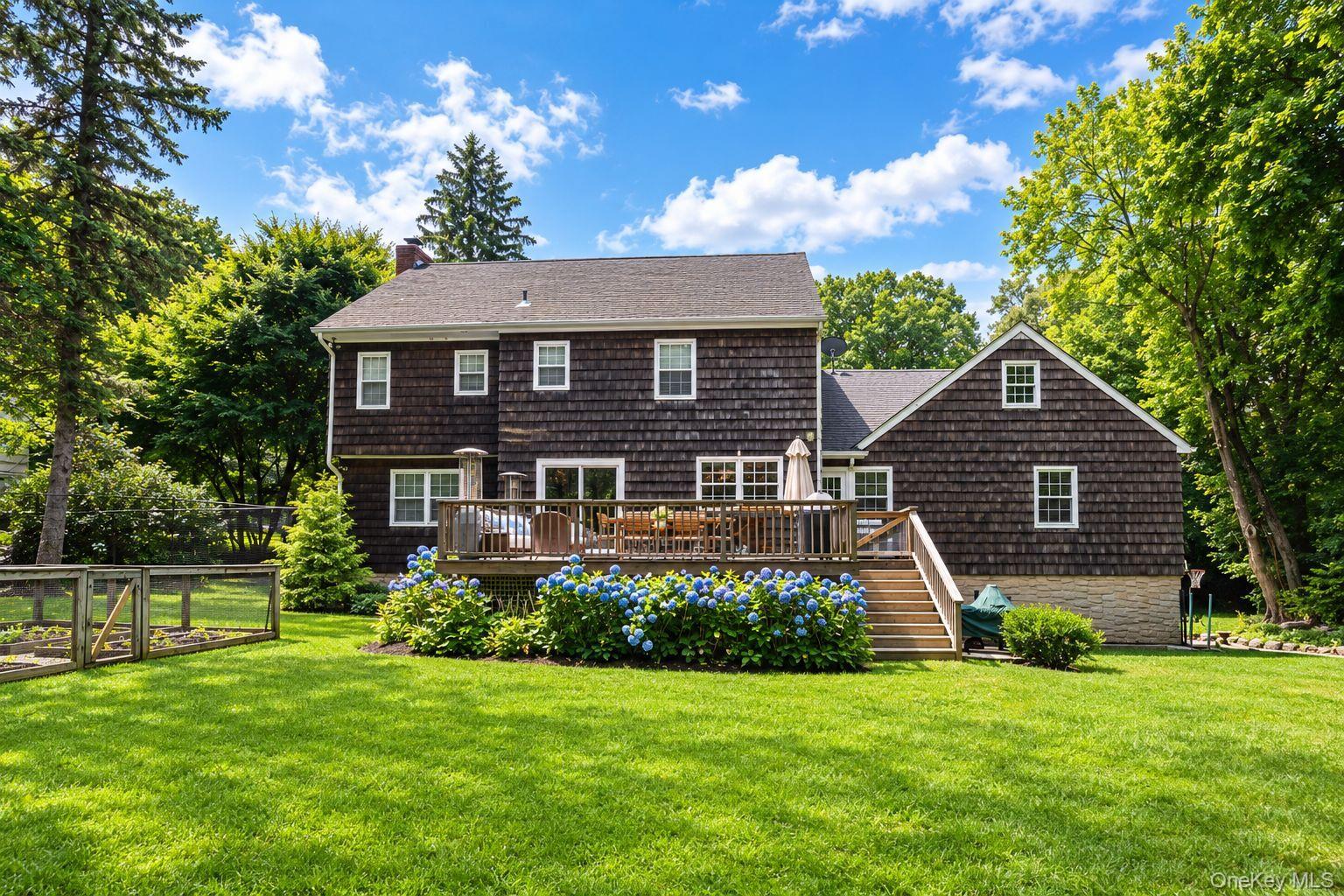 15 Laurel Hill Road Property Photo 1