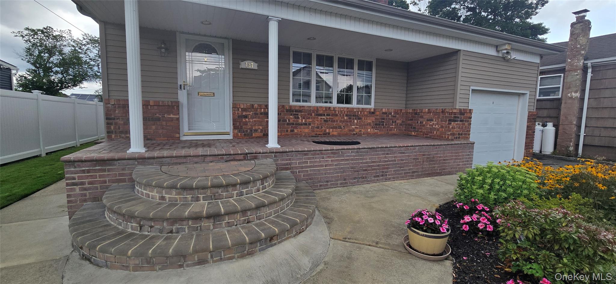 737 Virginia Avenue Property Photo 3