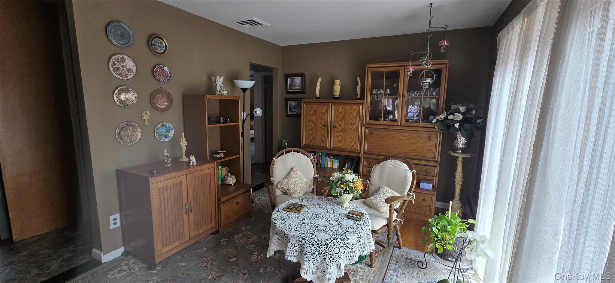 737 Virginia Avenue Property Photo 11