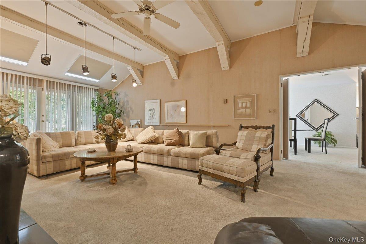 566 Harrison Avenue Property Photo 14