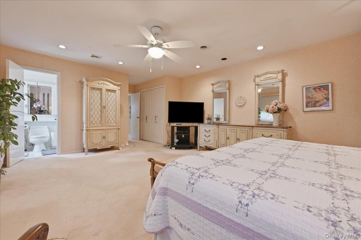 566 Harrison Avenue Property Photo 28