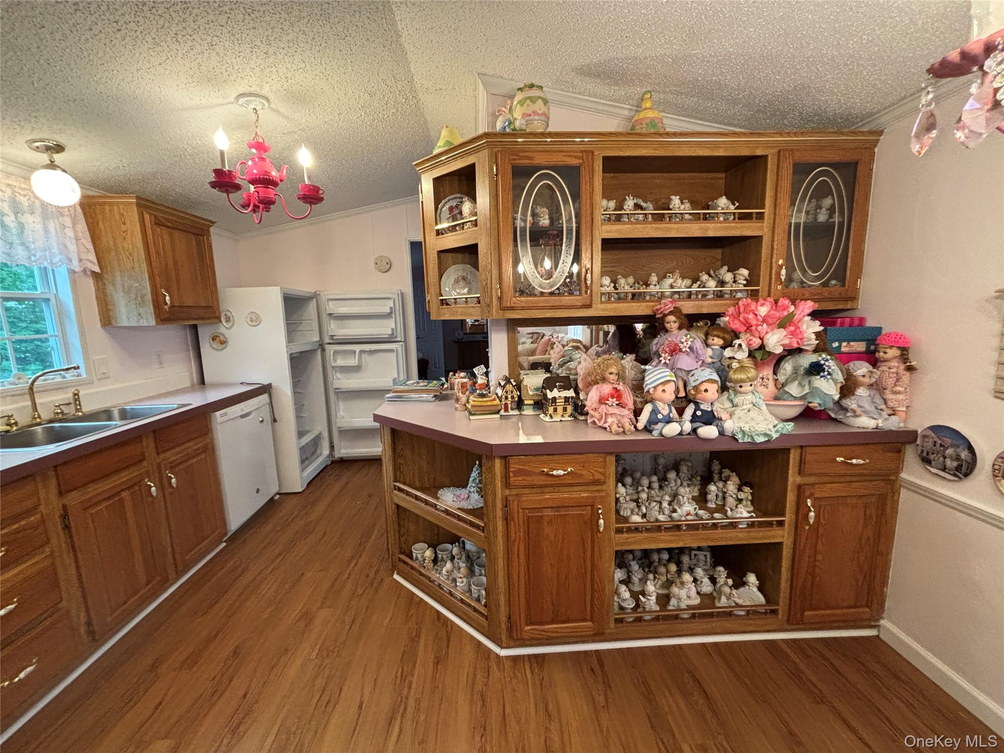 1661 Old Country Road 125 Property Photo 15