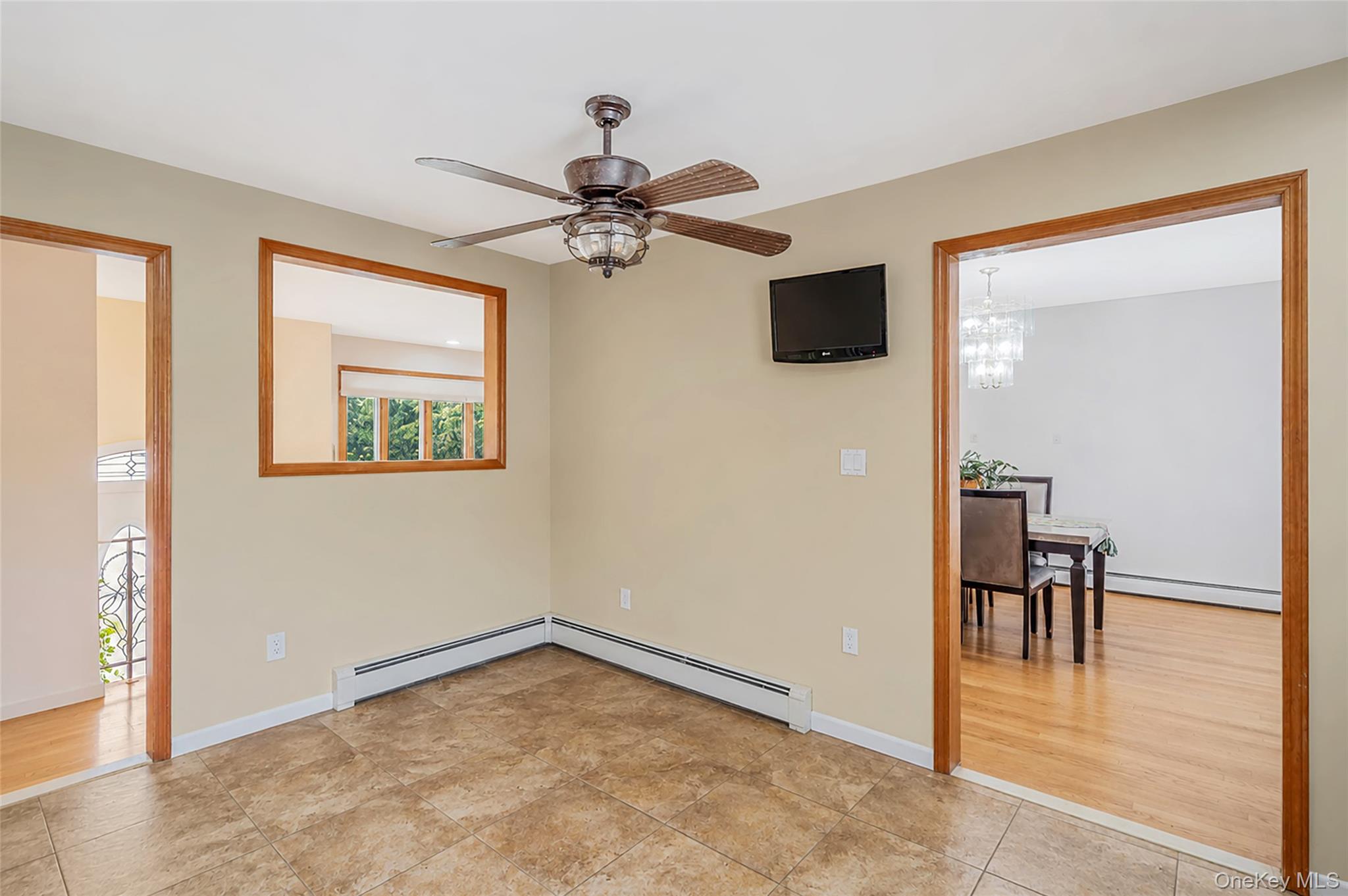 395 N Putnam Avenue Property Photo 10
