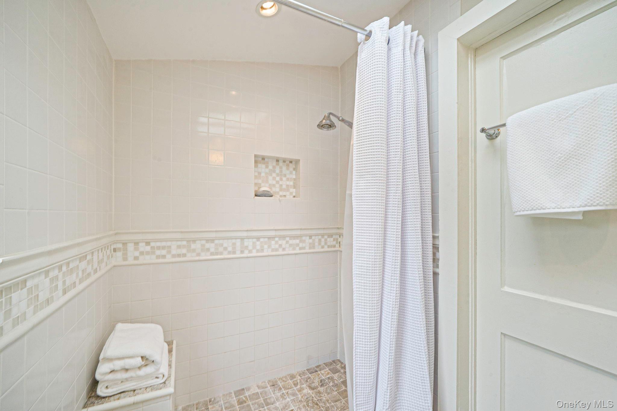 107 Jefferson Street Property Photo 25