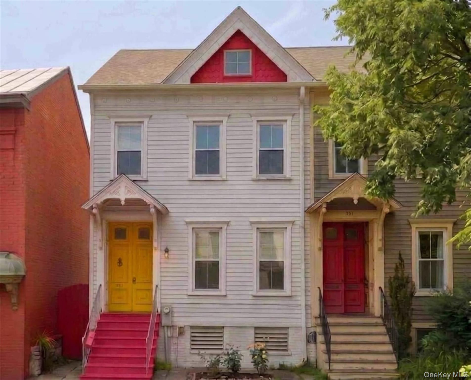 556 State Street Property Photo 1