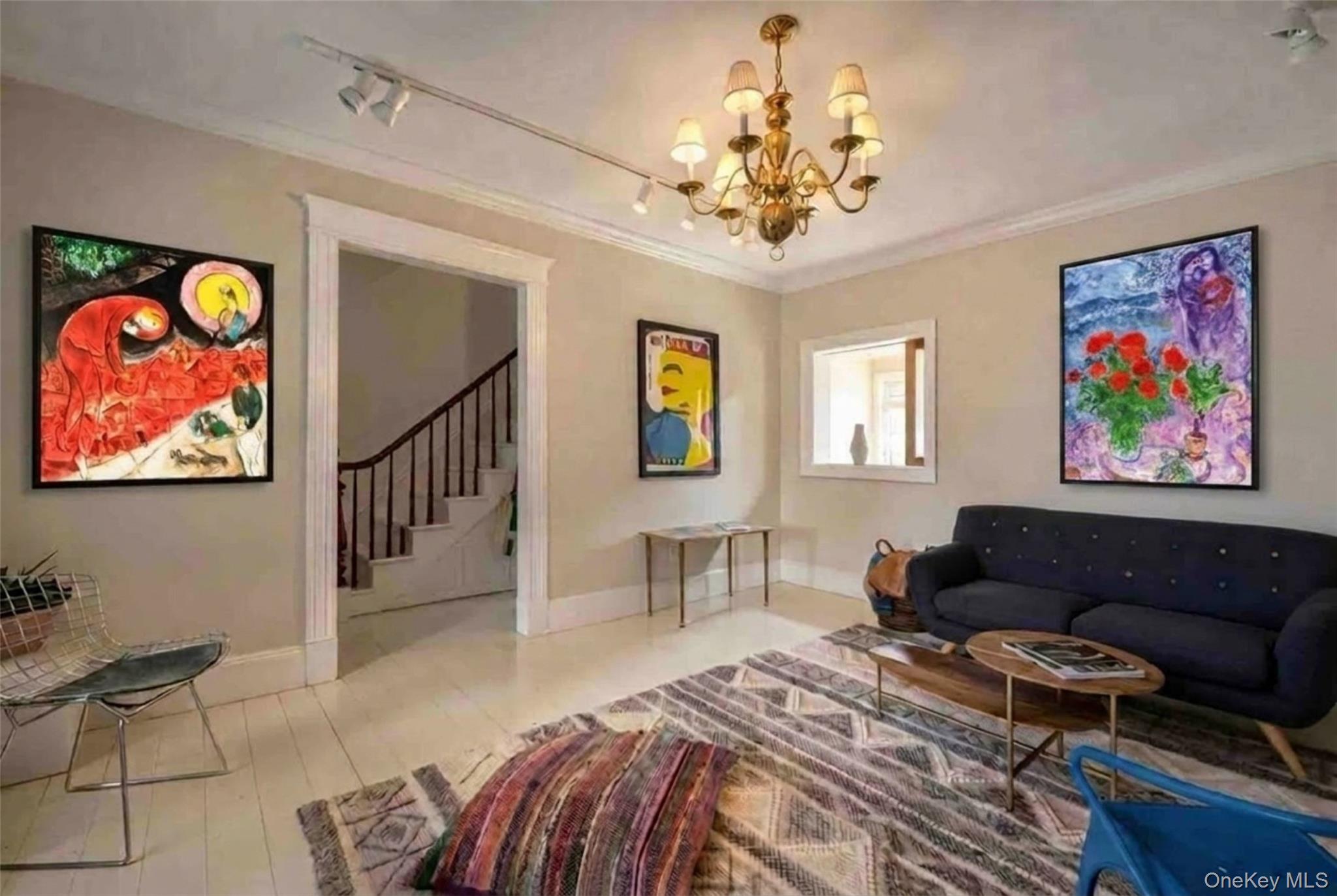 556 State Street Property Photo 4