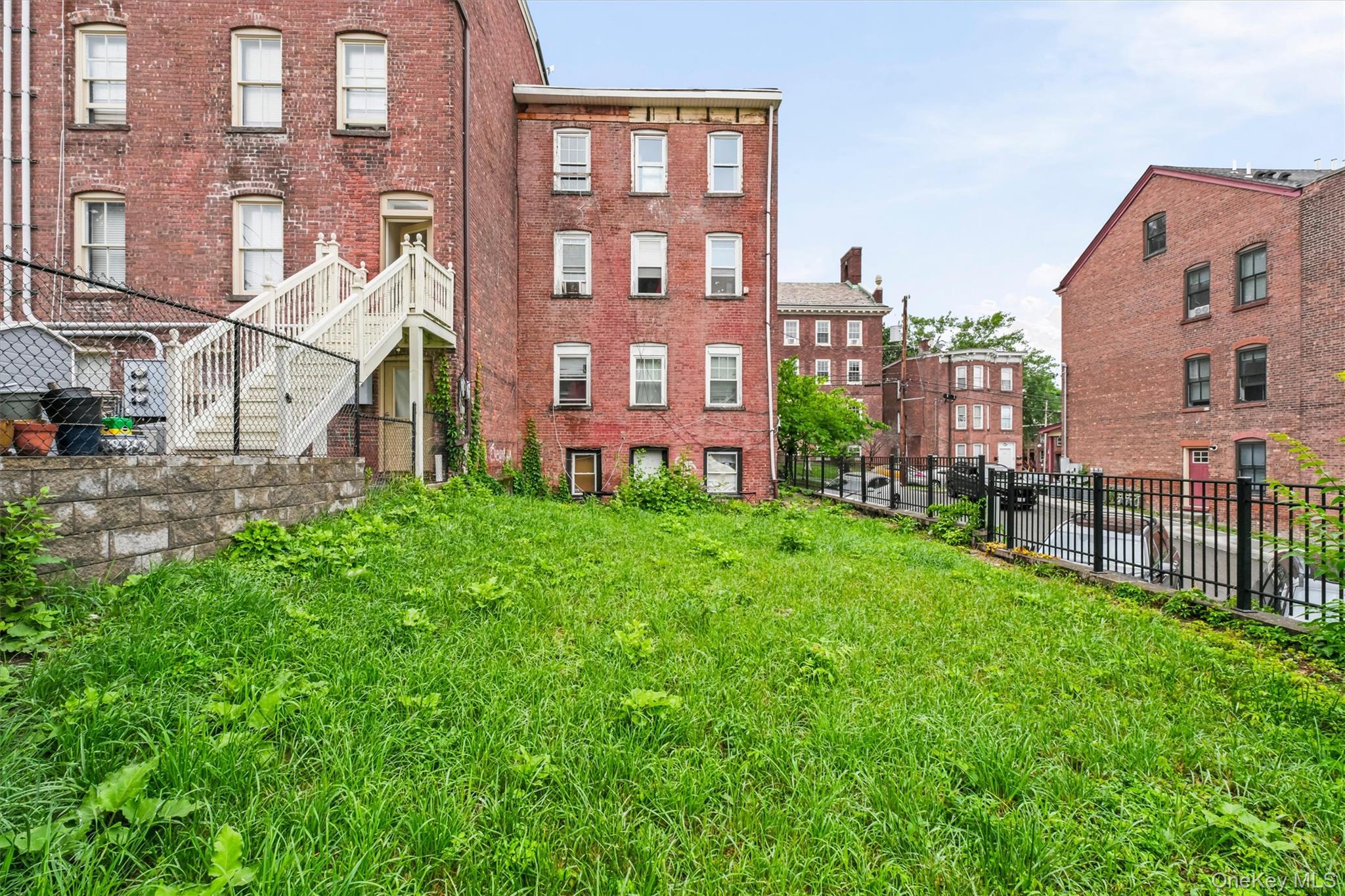 191 1st Street Property Photo 2