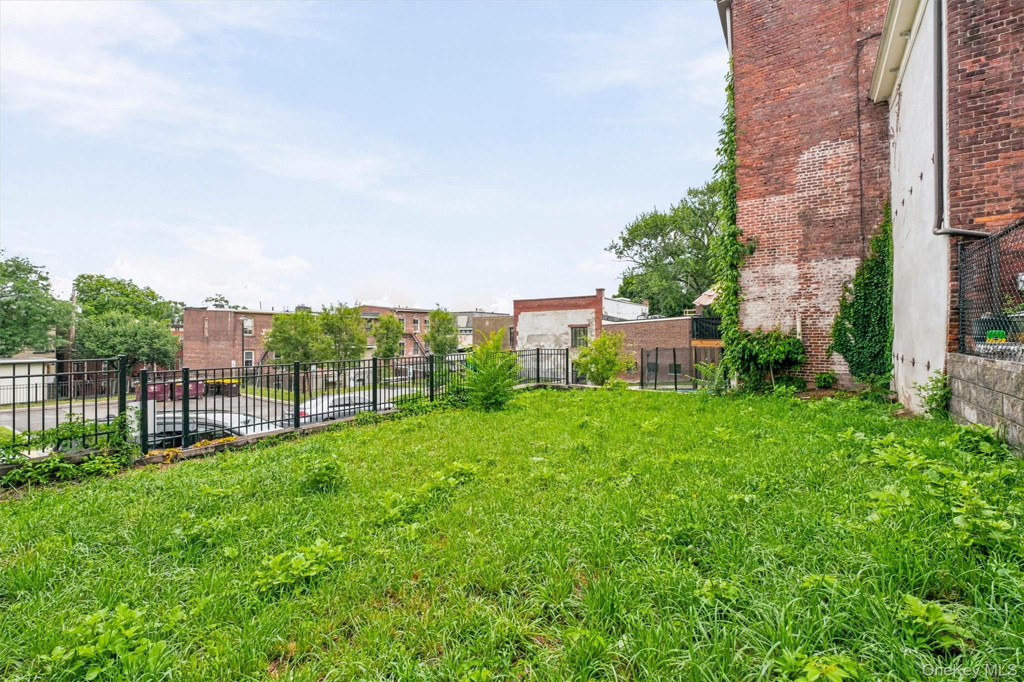 191 1st Street Property Photo 6