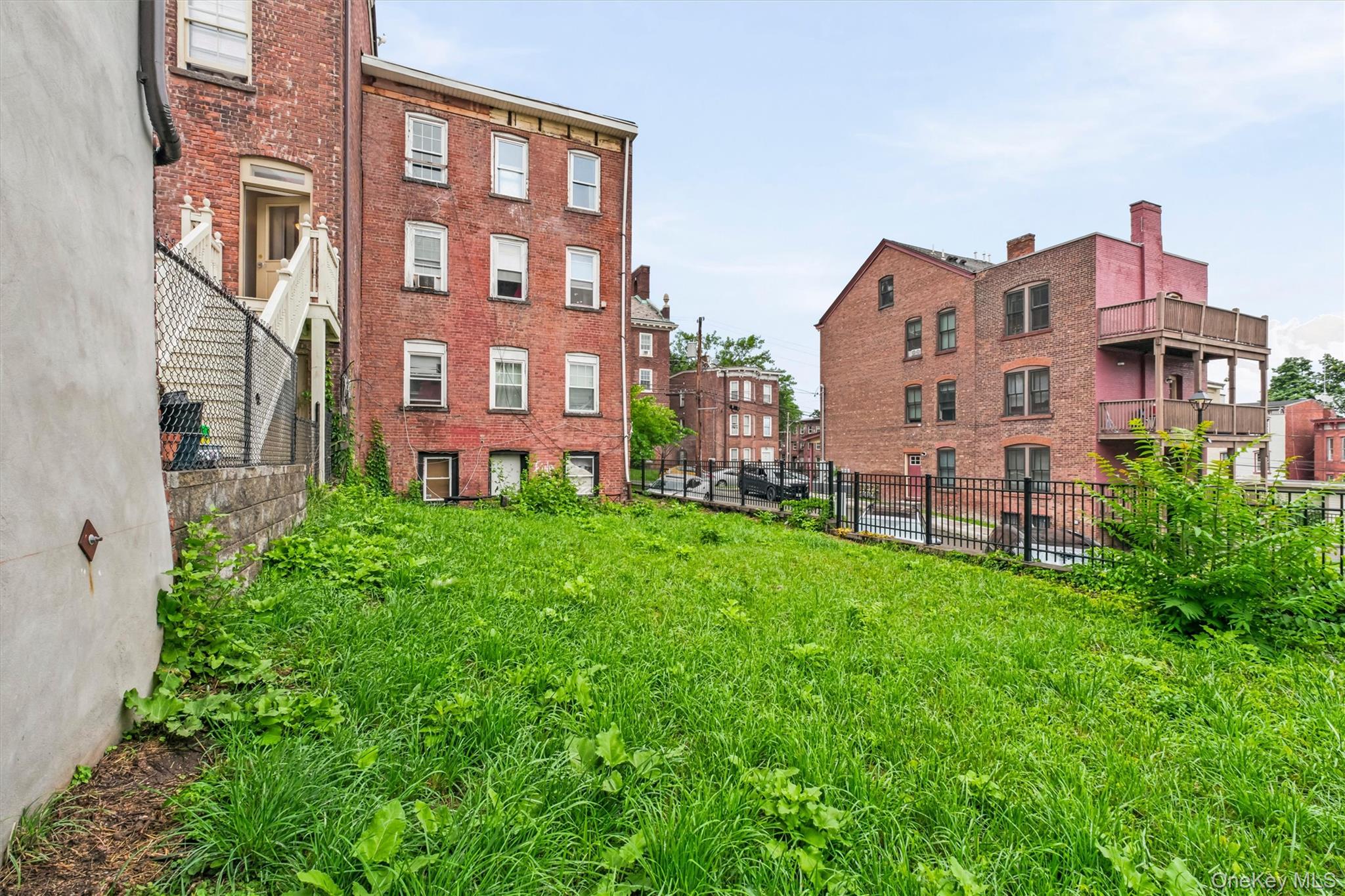 191 1st Street Property Photo 8