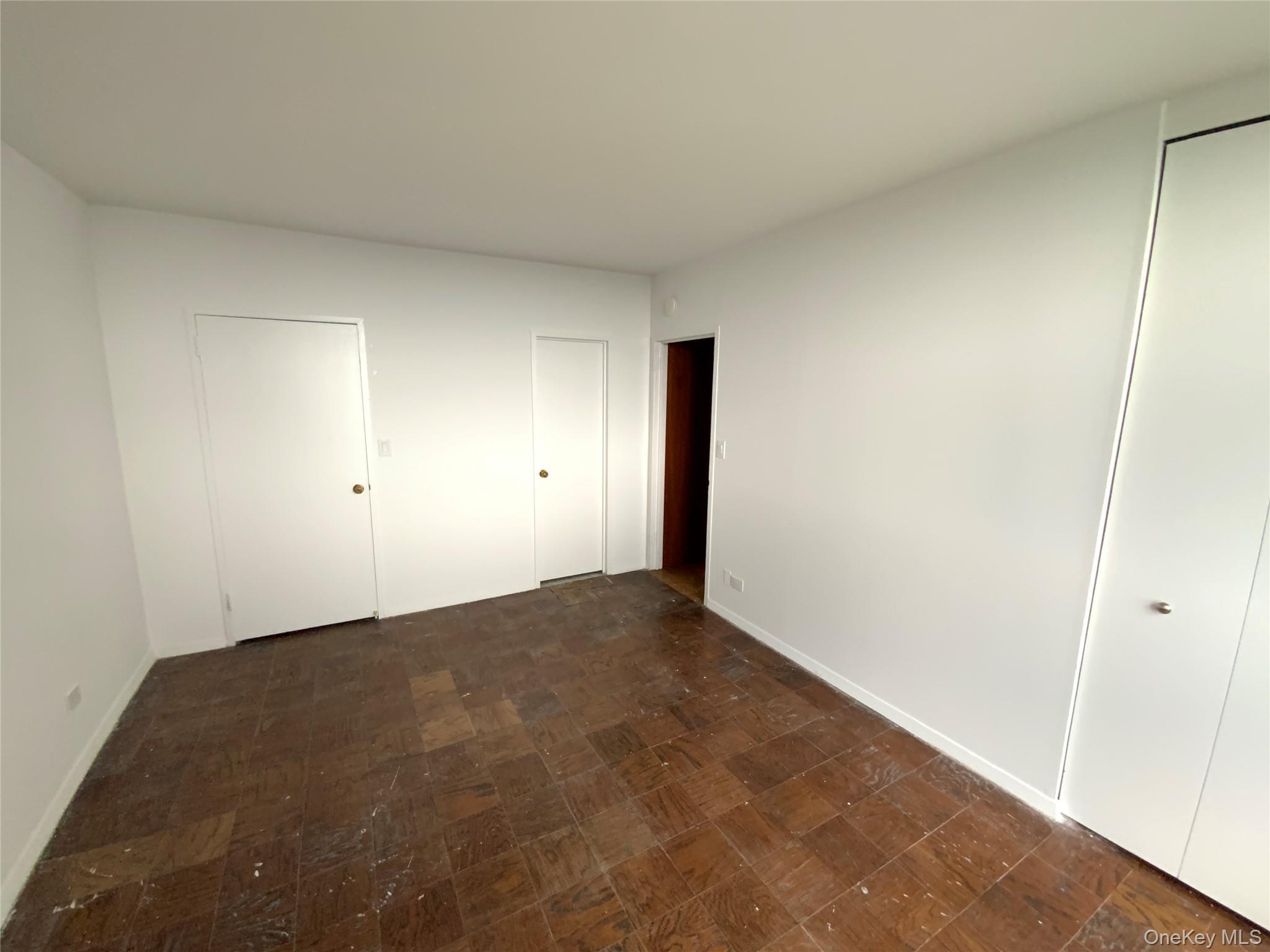 26910 Grand Central Parkway 27z Property Photo 11