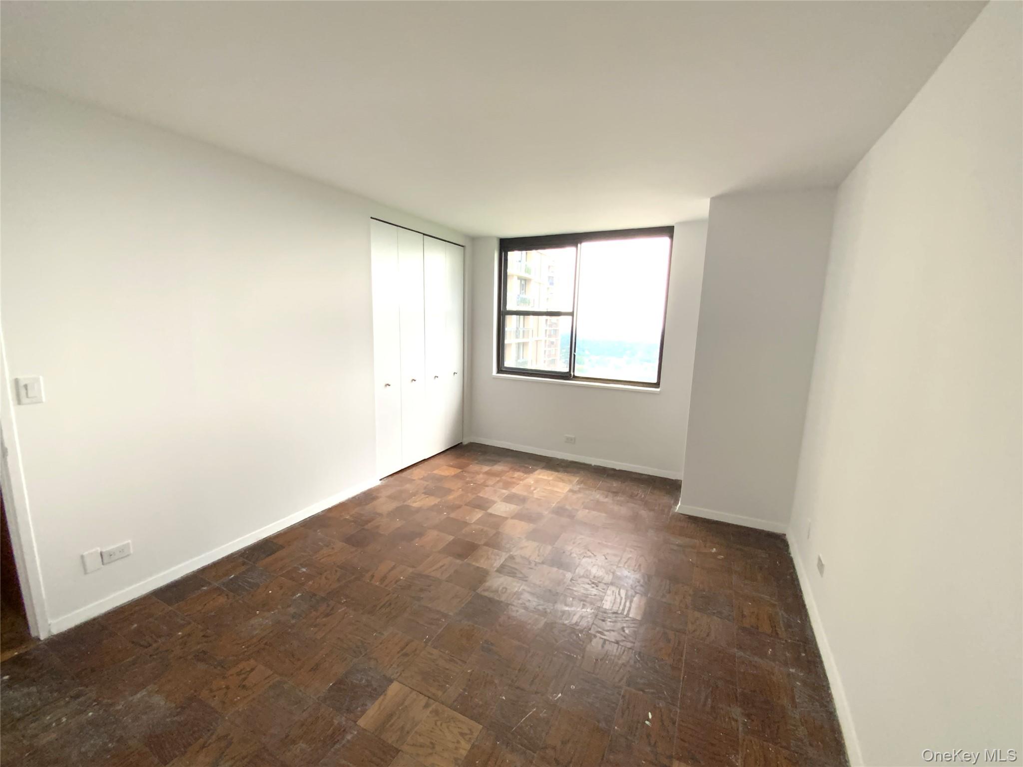 26910 Grand Central Parkway 27z Property Photo 13