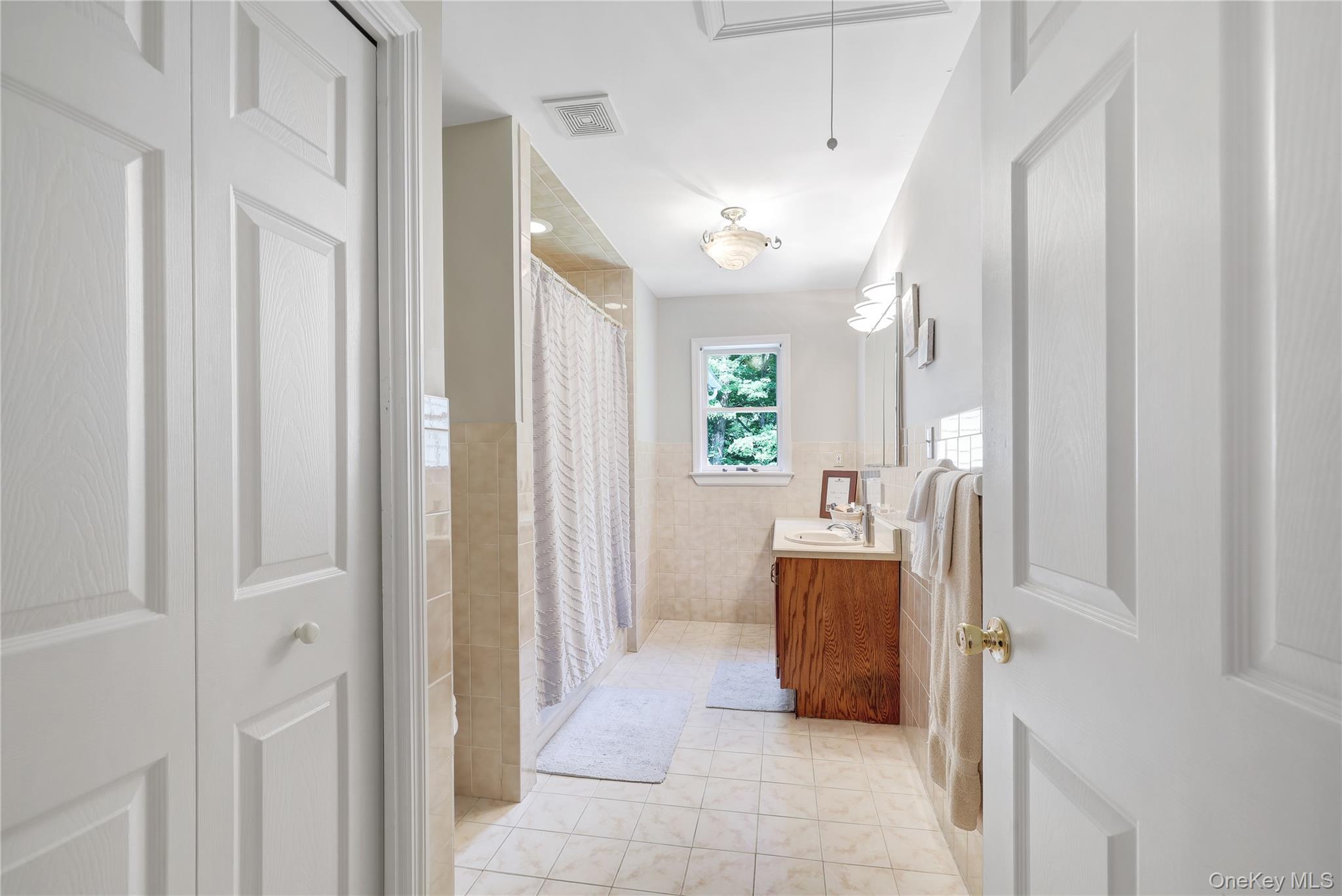 6 Village Cove Property Photo 22