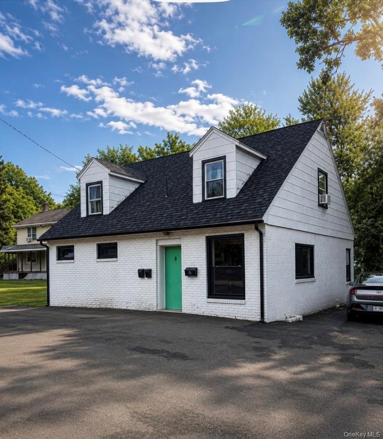 46 S Plank Road Property Photo 1