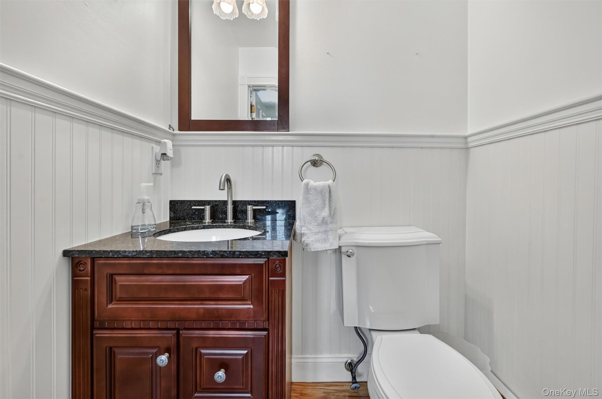 5 Hedges Road Property Photo 22