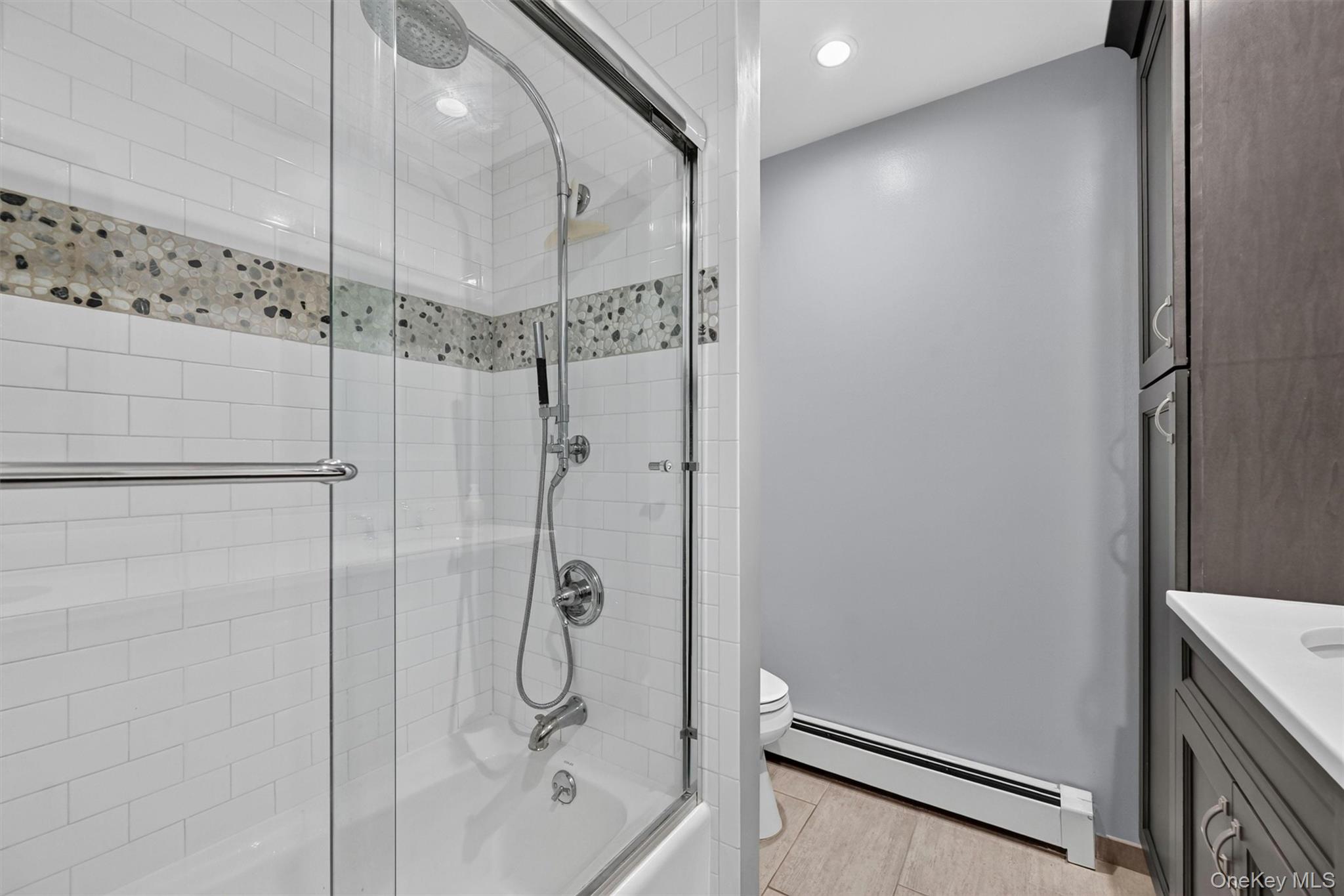 5 Hedges Road Property Photo 36
