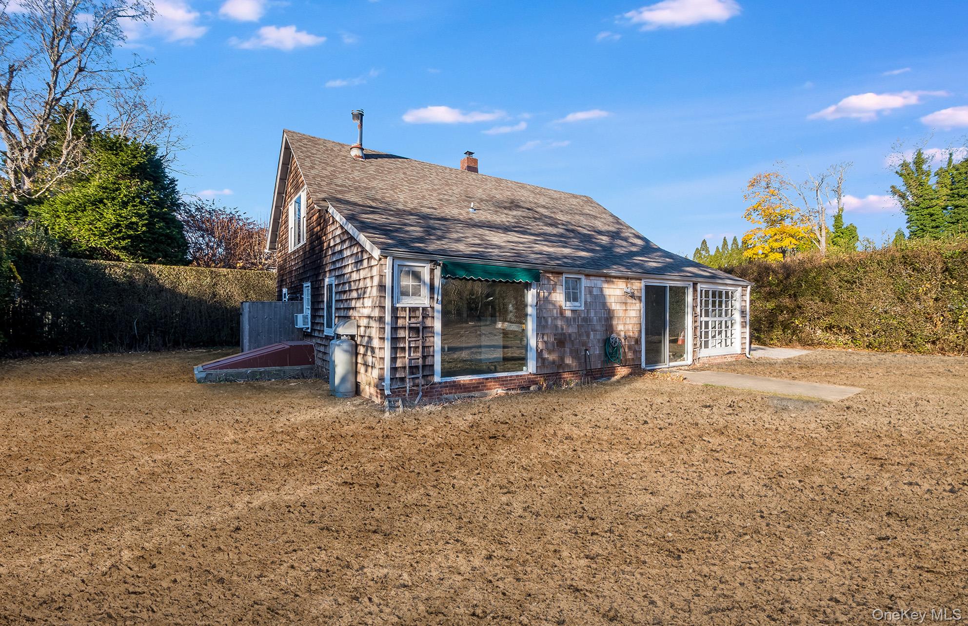 88 Pantigo Road Property Photo 20