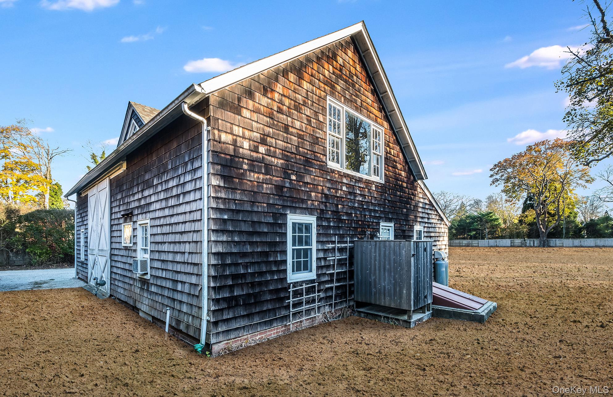 88 Pantigo Road Property Photo 22